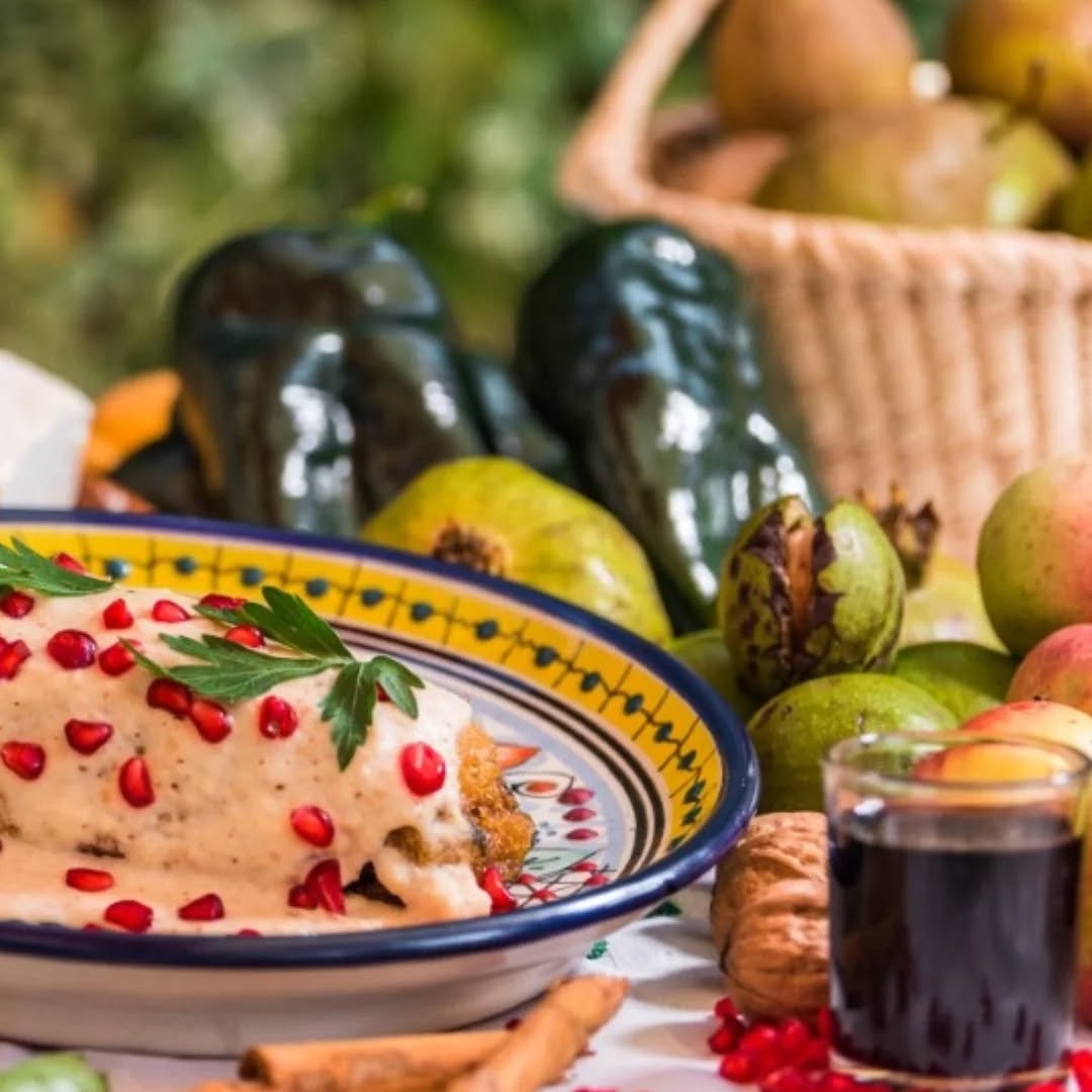 Chile en nogada, platillo tradicional de Puebla